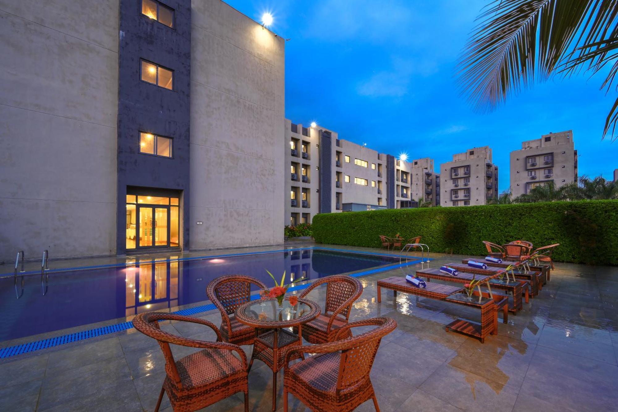 Treehouse Morina Hotel Vithalpur Exterior photo